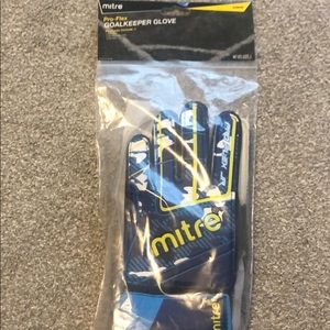 New boys goalie gloves